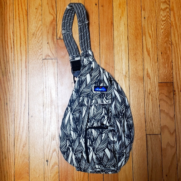 Kavu Handbags - Kavu Rope Sling Crossbody Bag